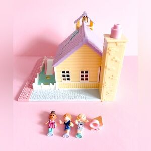 1993 Vintage Polly Pocket Schoolhouse